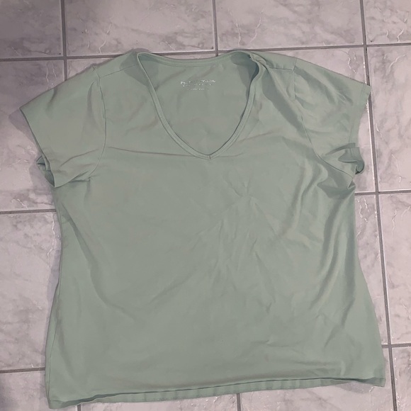 V neck - mint green - ladies 1X - Picture 1 of 3